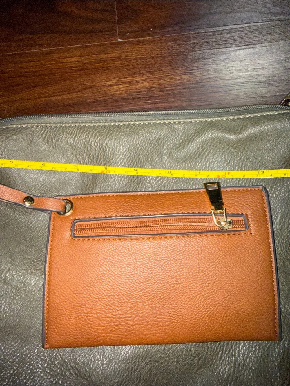 Two-Tone Shoulder Tote Bag in Brown and Olive